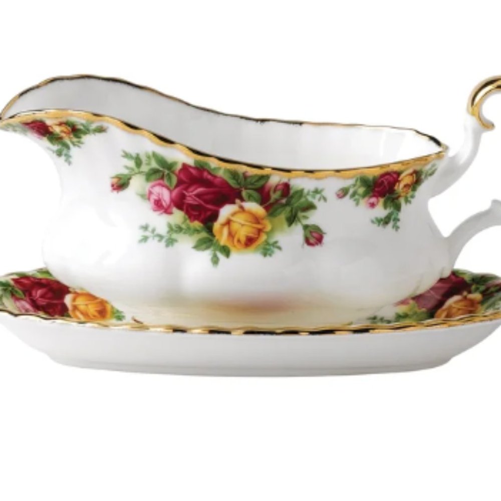 Royal Albert Old Country Rose gravy boat with stand. ( New w/tag)